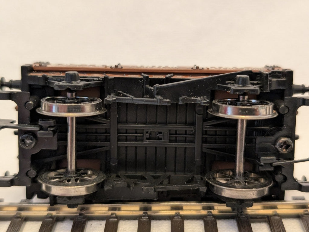 Bachmann OO Gauge 5 Plank Wagon 'Easter Iron Mines' Goods Wagon