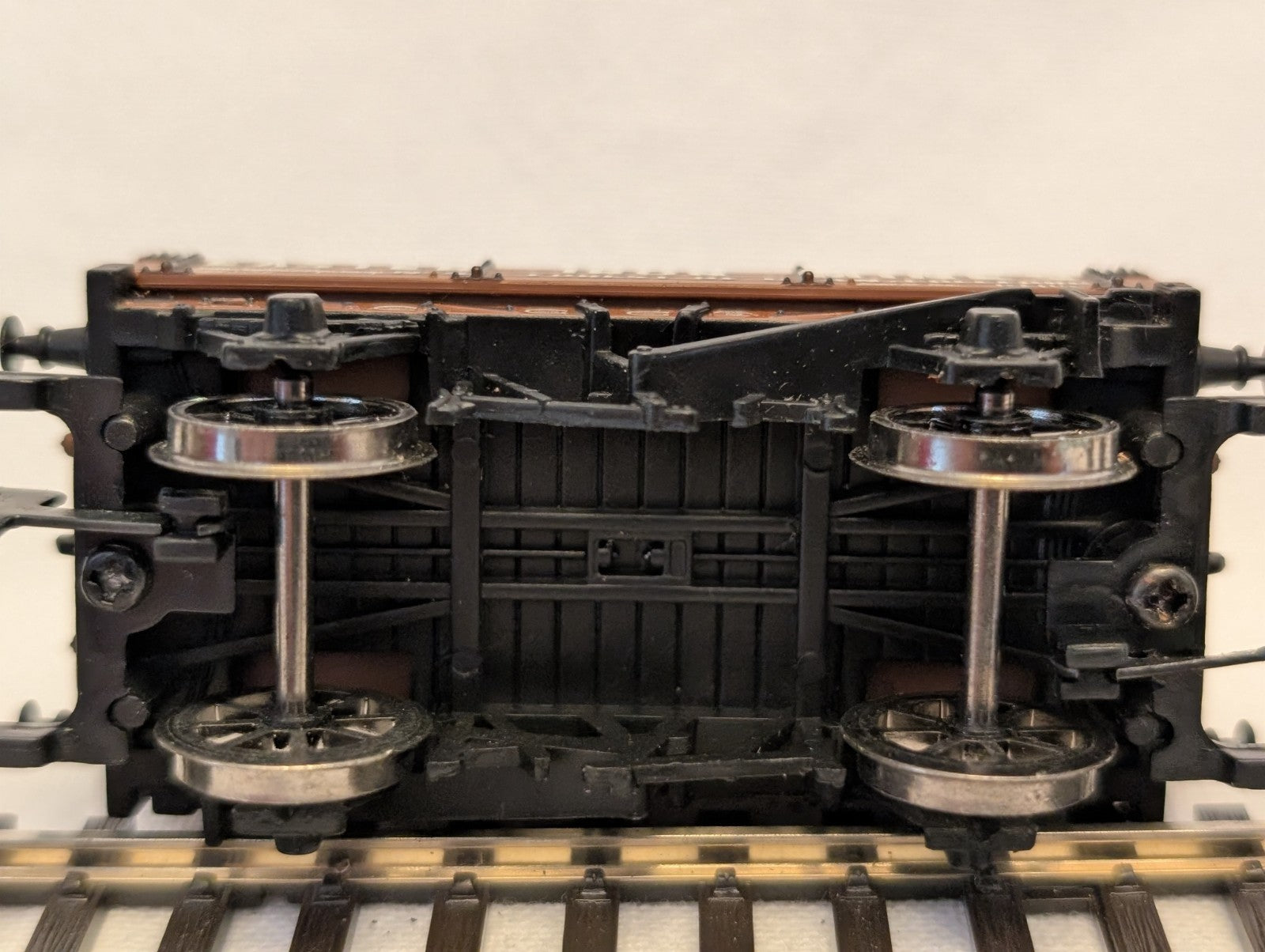 Bachmann OO Gauge 5 Plank Wagon 'Easter Iron Mines' Goods Wagon