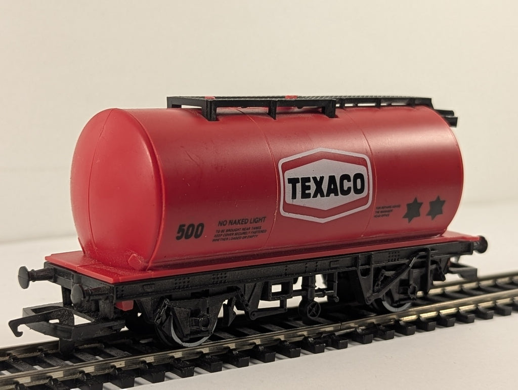 Hornby OO Gauge Texaco Tank Wagon 500 Texaco Red R013