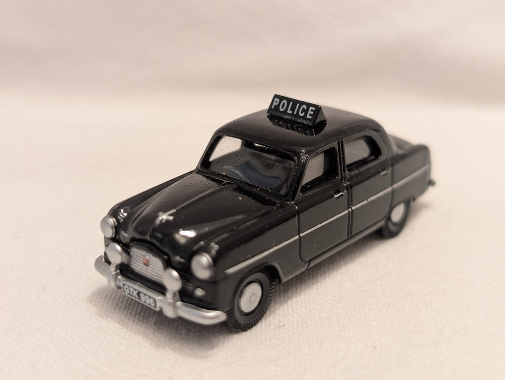 Classix OO Gauge Ford Zephyr MkI Police Car Die-cast Model Car GTK 996