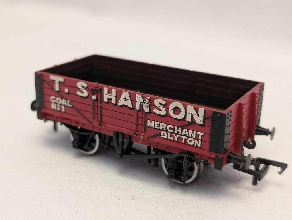 Bachmann OO Gauge 7 Plank Open Wagon 'T. S. Hanson' Goods Wagon