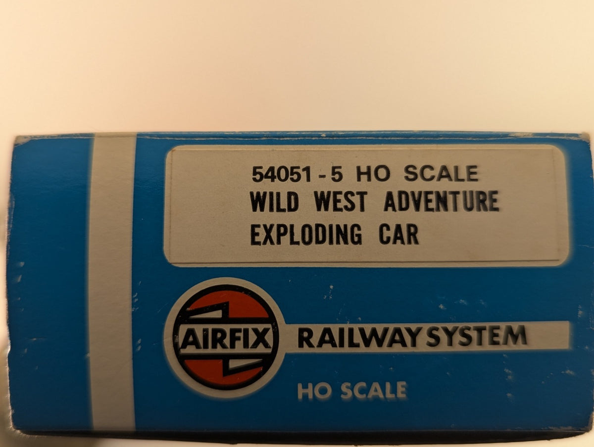 Airfix Railway System 54051-5 “Wild West Adventure Exploding Car”