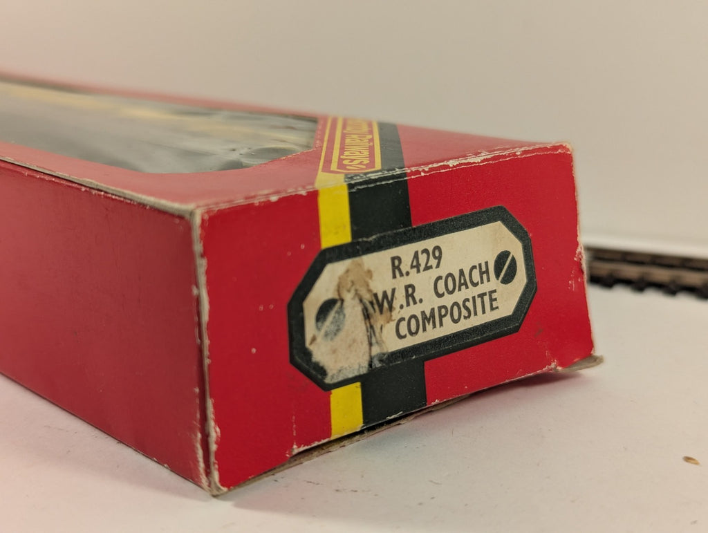 Hornby R429 OO Gauge GWR 57ft Composite Coach Chocolate & Cream Boxed