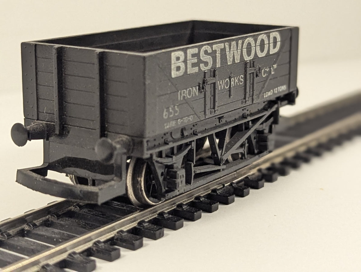 Hornby OO Gauge 8 Plank Wagon Bestwood Iron Works Goods Wagon 655