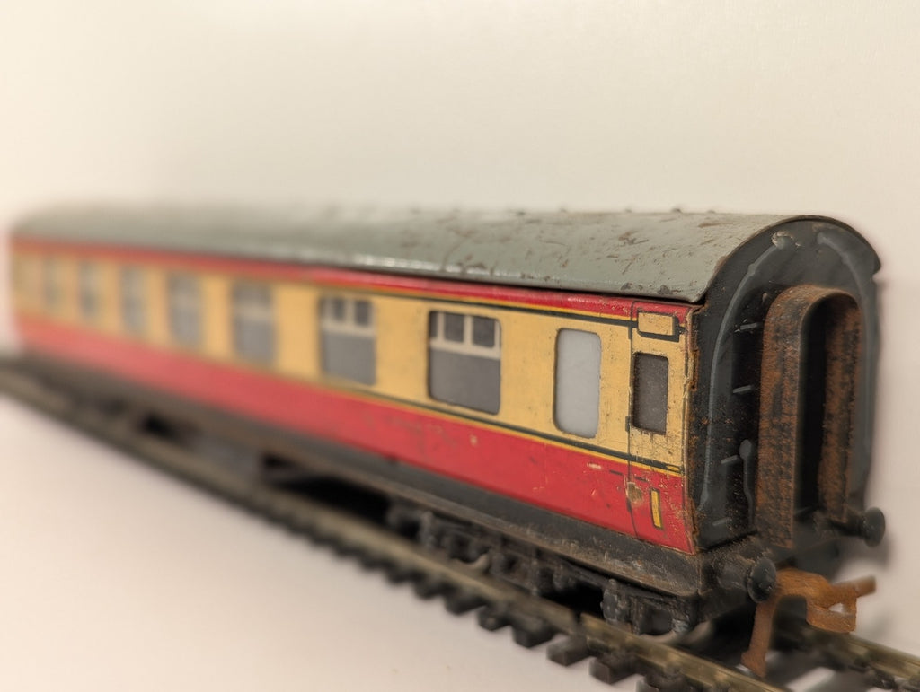 Hornby Dublo OO Gauge BR Corridor Coach Passenger Coach M 4183