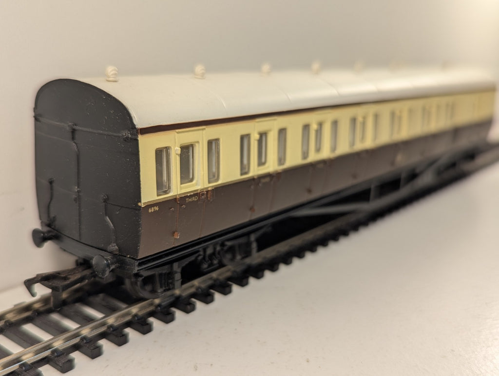 Airfix 54250 OO Gauge GWR Suburban Brake Coach