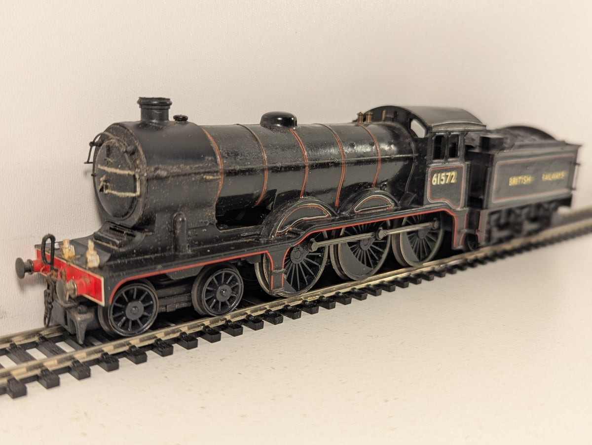 Hornby R2154A LNER B12 BR Lined Black