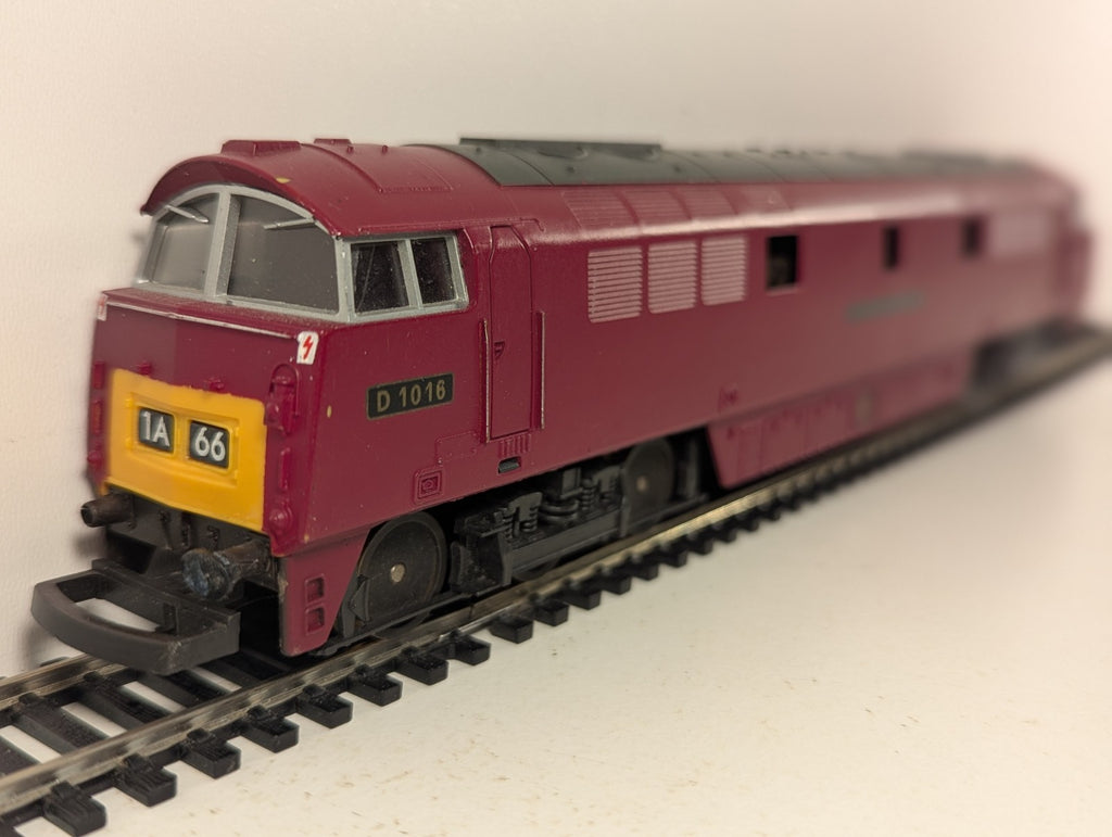 Lima OO Gauge Class 52 Western Gladiator Diesel Locomotive D1016 BR Maroon