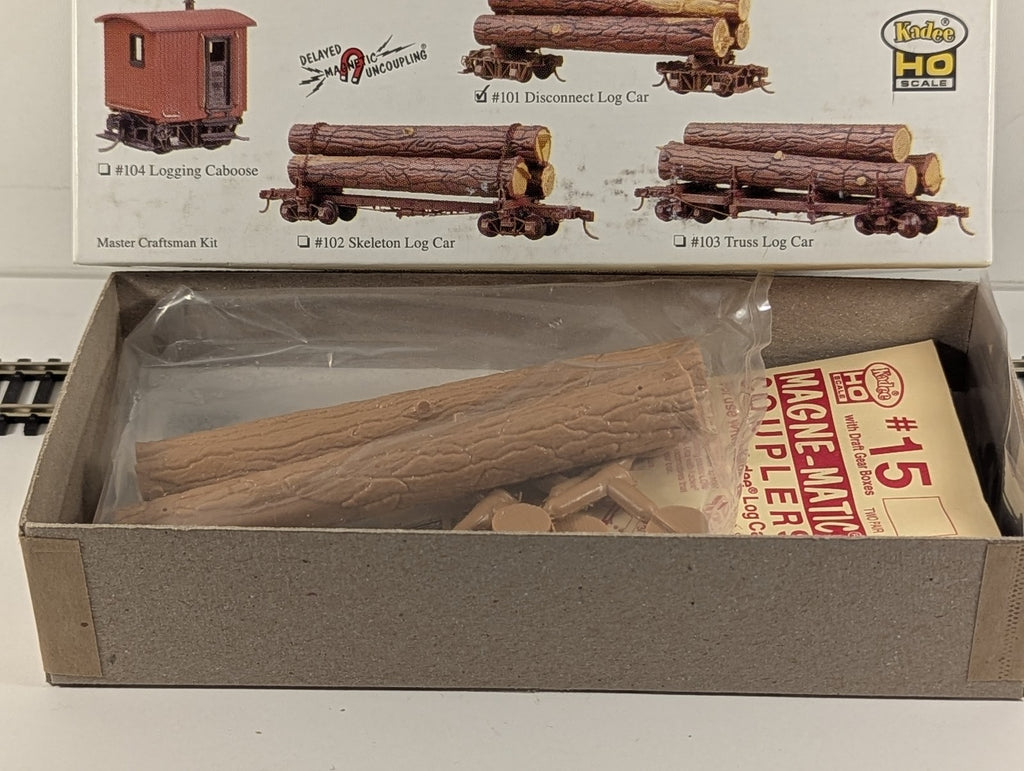 Kadee HO Scale Disconnect Log Trucks with Logs Master Builder's Kit Goods Wagon