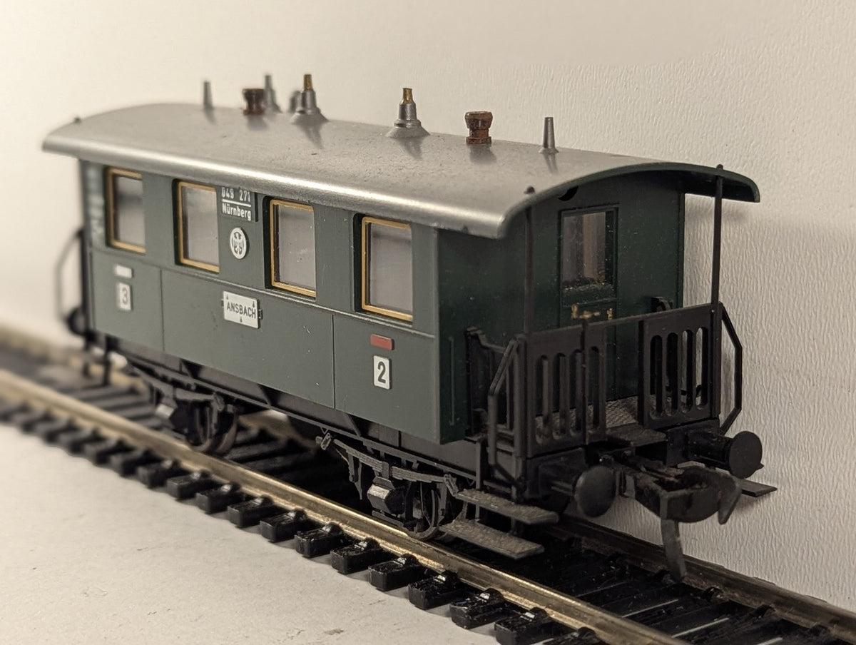 Fleischmann HO Gauge DB BCi 2nd/3rd Class Passenger Coach 049 271 DB Green 5052