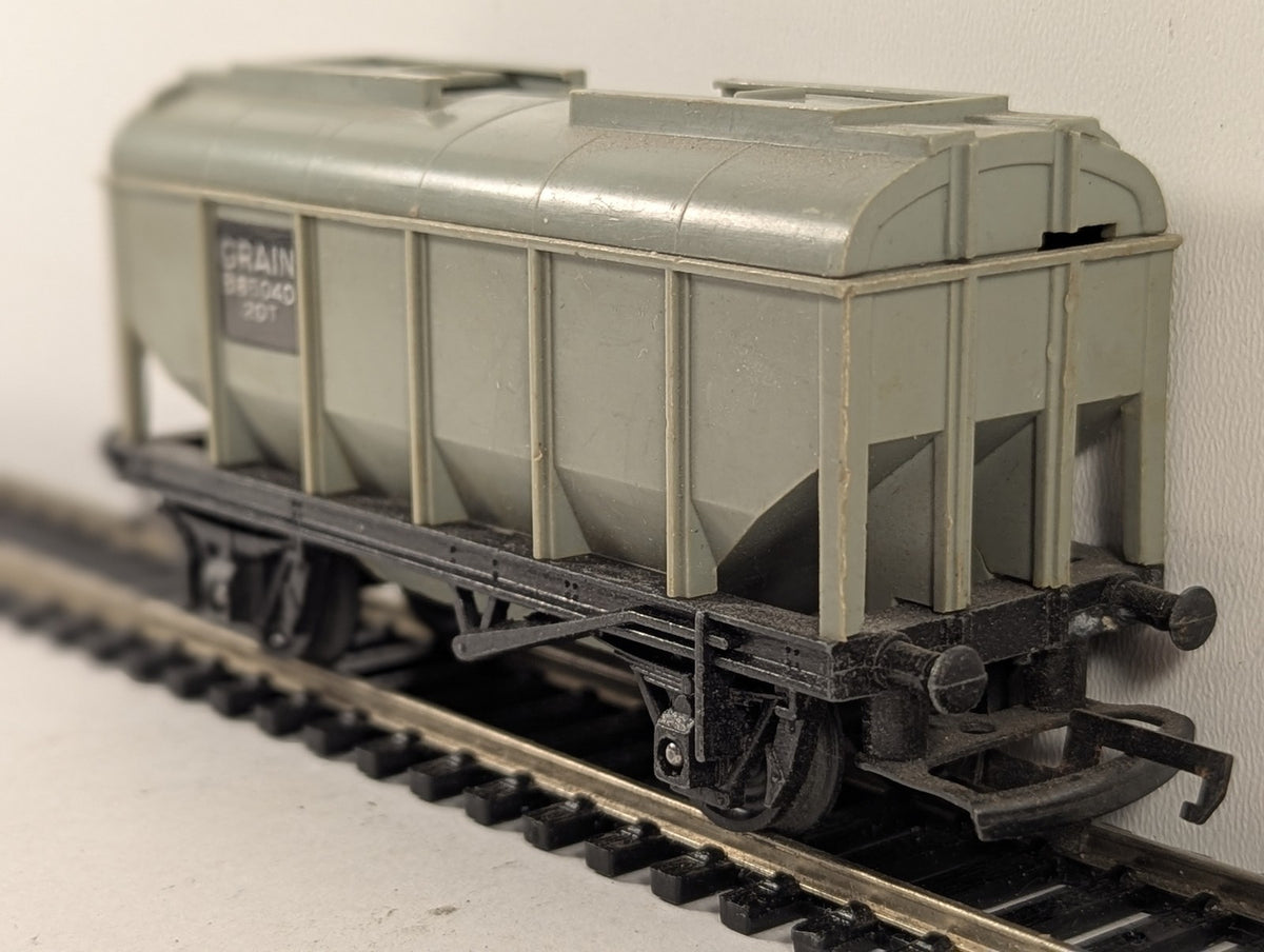 Tri-ang OO Gauge 20 Ton Grain Wagon Goods Wagon B85040 BR Grey R214
