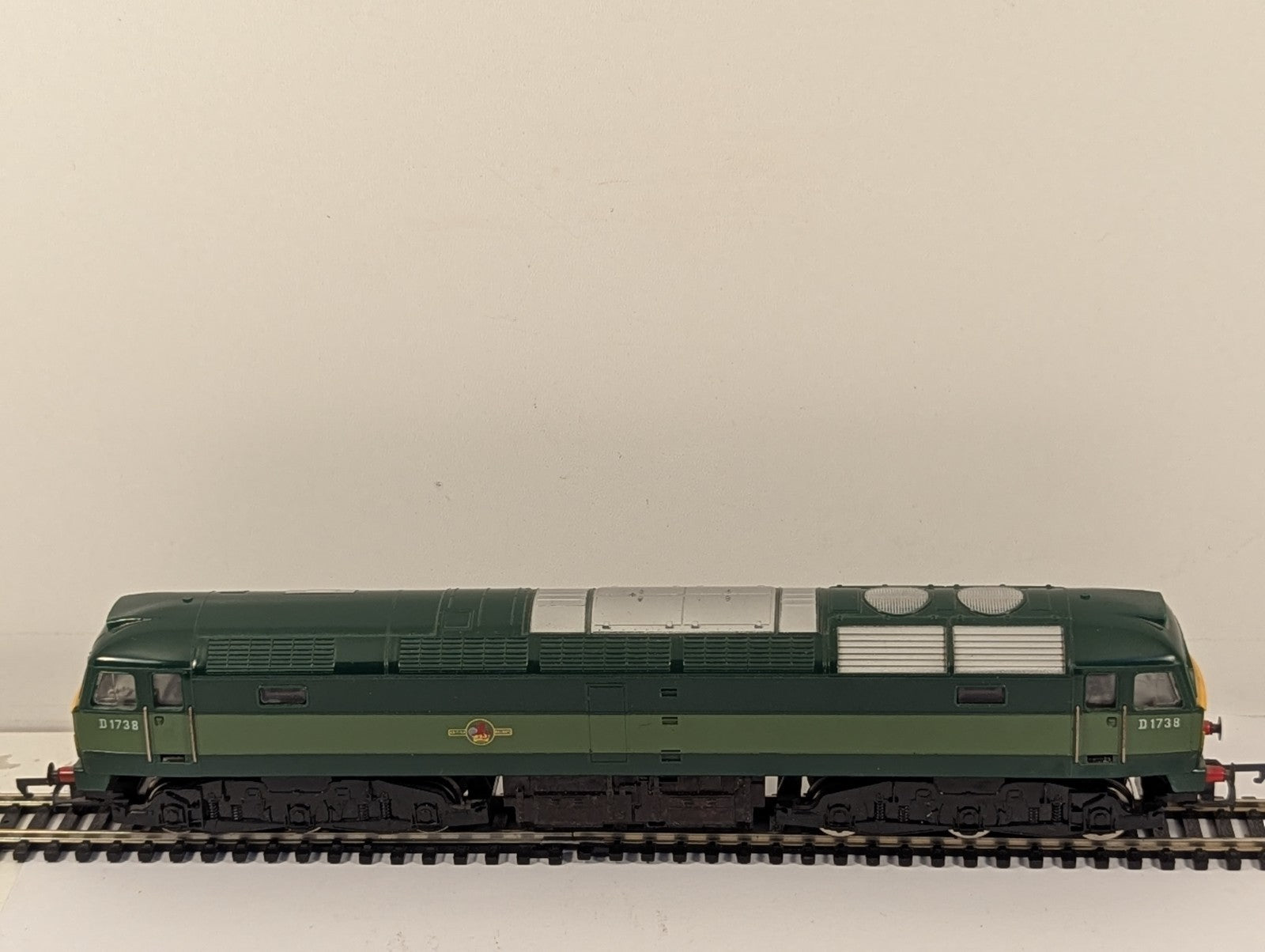 Hornby R863 BR Class 47 D1738 Diesel Locomotive OO Gauge - Boxed