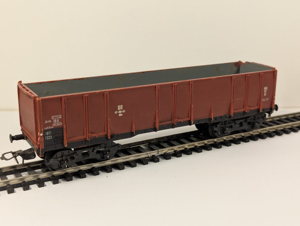 Piko OO Gauge DR Steel Mineral Gondola Bogie Wagon - missing back buffer