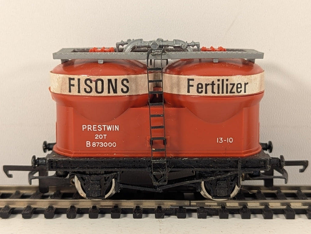 Wrenn Railways W4658 Prestwin Twin Silo Wagon “Fisons Fertilizer”