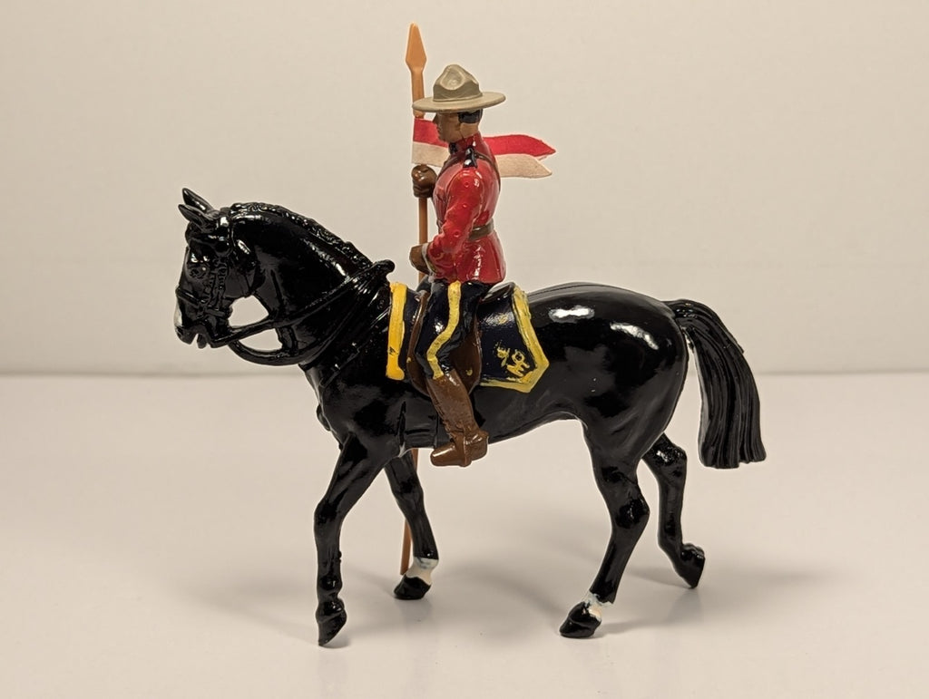 Britains 7234 Royal Canadian Mounted Police Metal Model Set