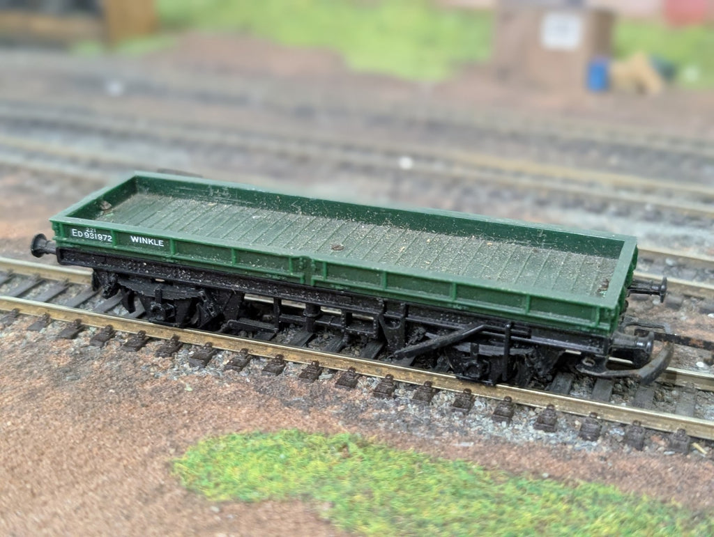Hornby R19 OO Gauge Winkle Plate Wagon Green