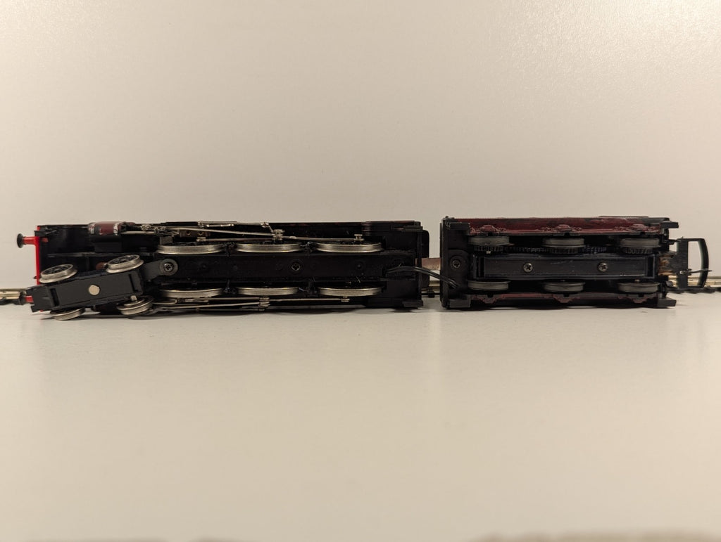 Airfix OO Gauge Royal Scots Fusilier Steam Locomotive - Repainted Maroon
