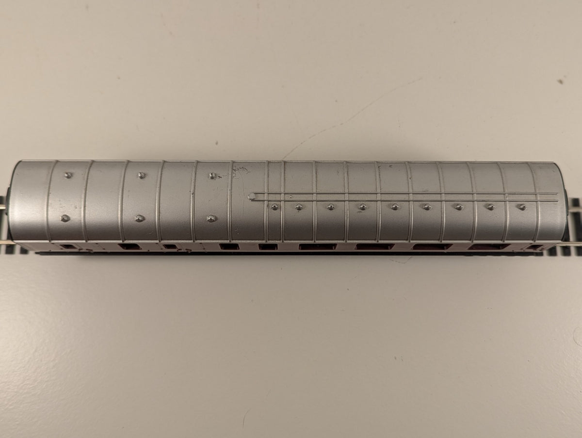 Hornby OO Gauge R475A LMS Brake Third Coach 5644 – Crimson Lake
