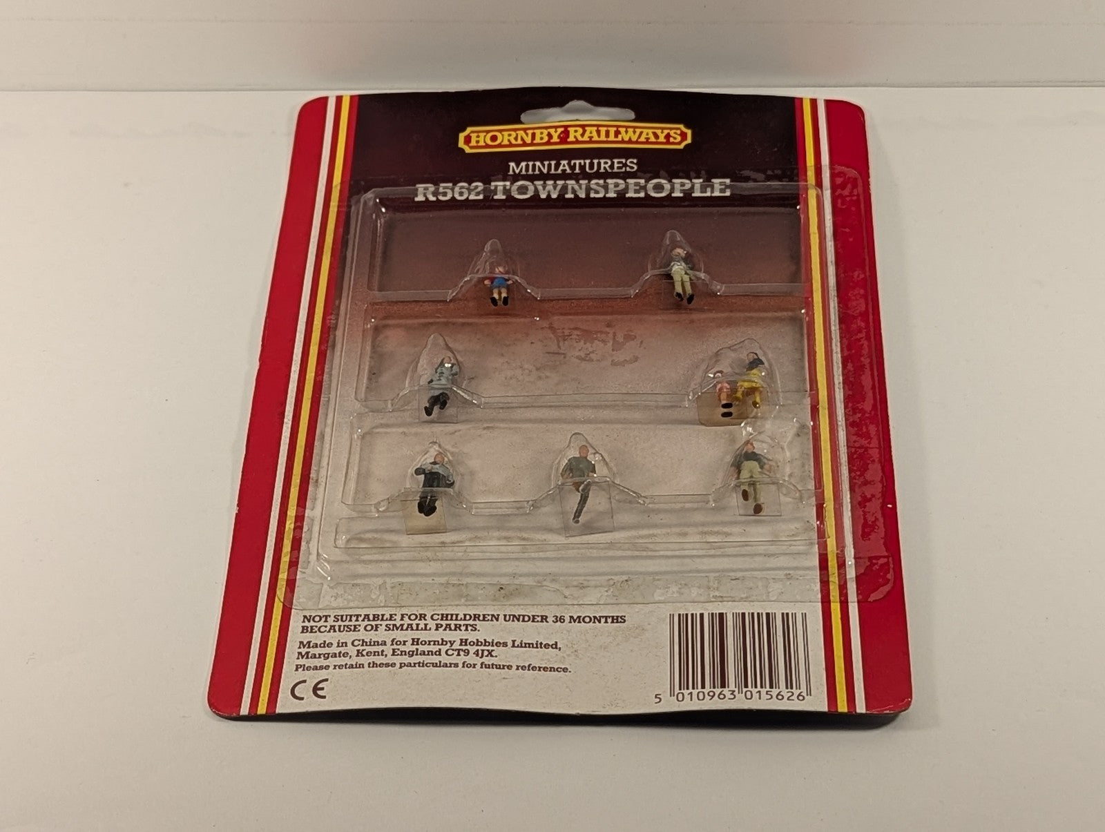 Hornby OO Gauge Townspeople Figures R562