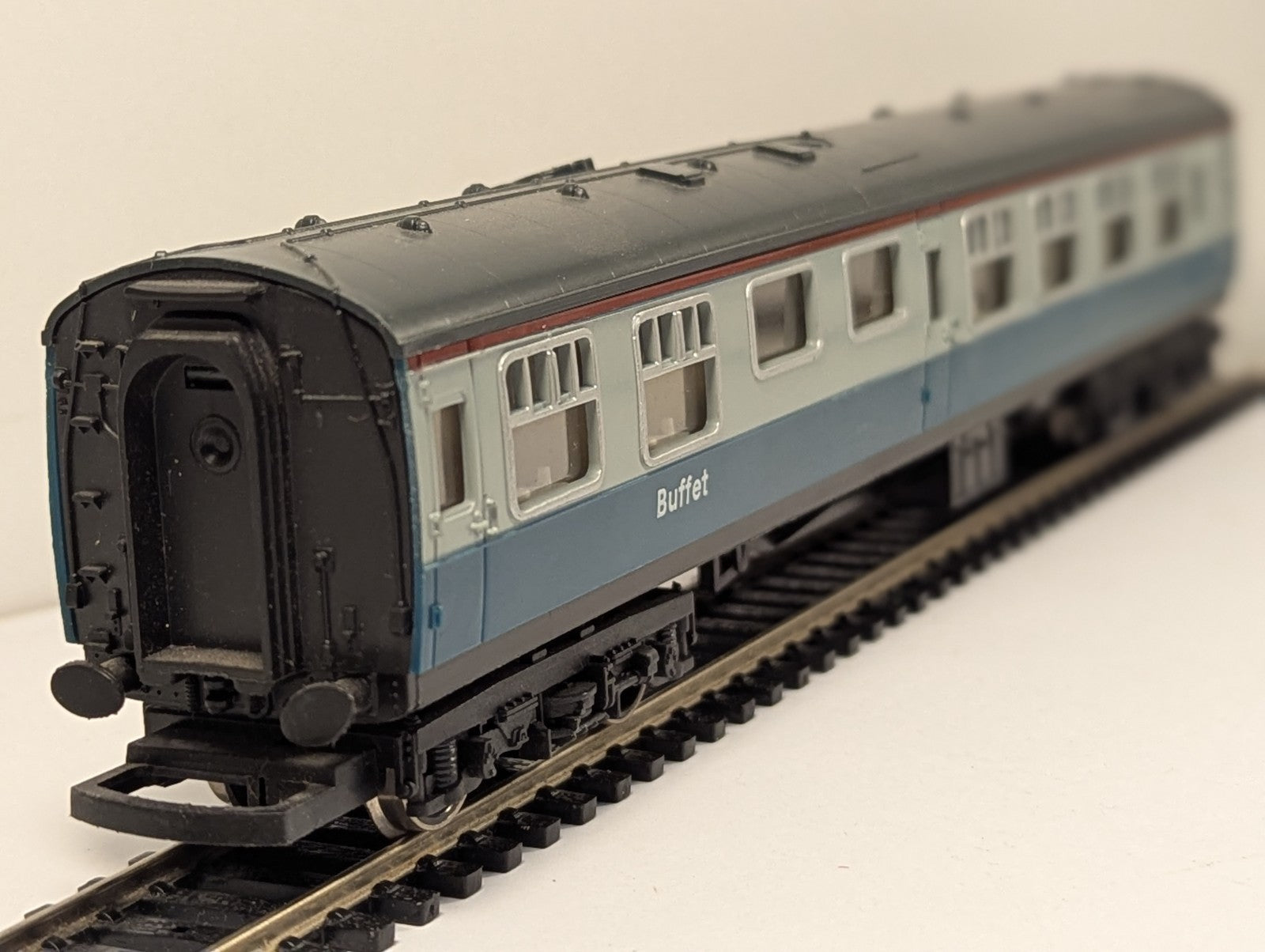 Hornby R923 OO Gauge Inter-City Buffet Car Blue & Grey