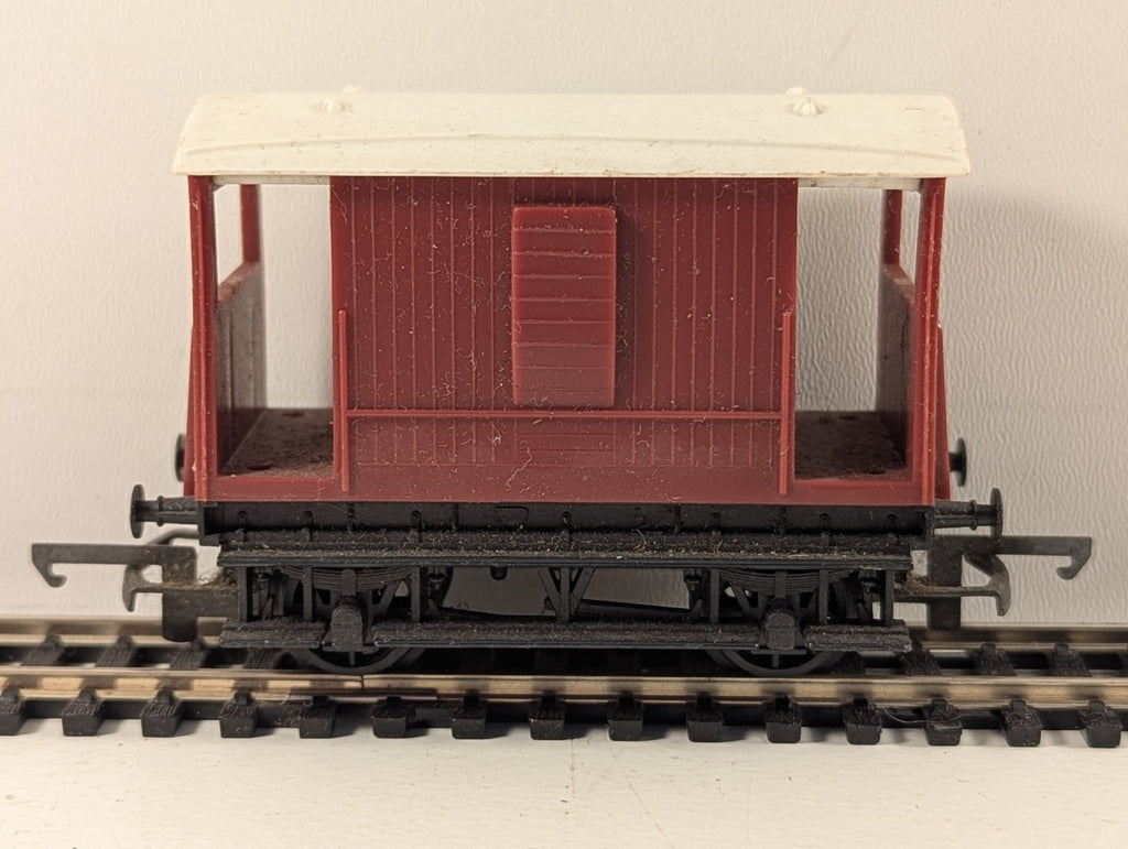 Tri-ang R16 20-Ton Brake Van