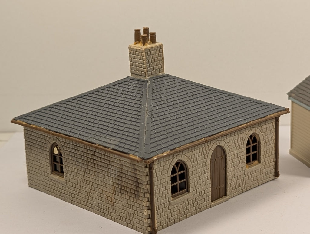 Wills Kits OO Gauge SS39 Crossing Keeper’s Cottage & Signal Box