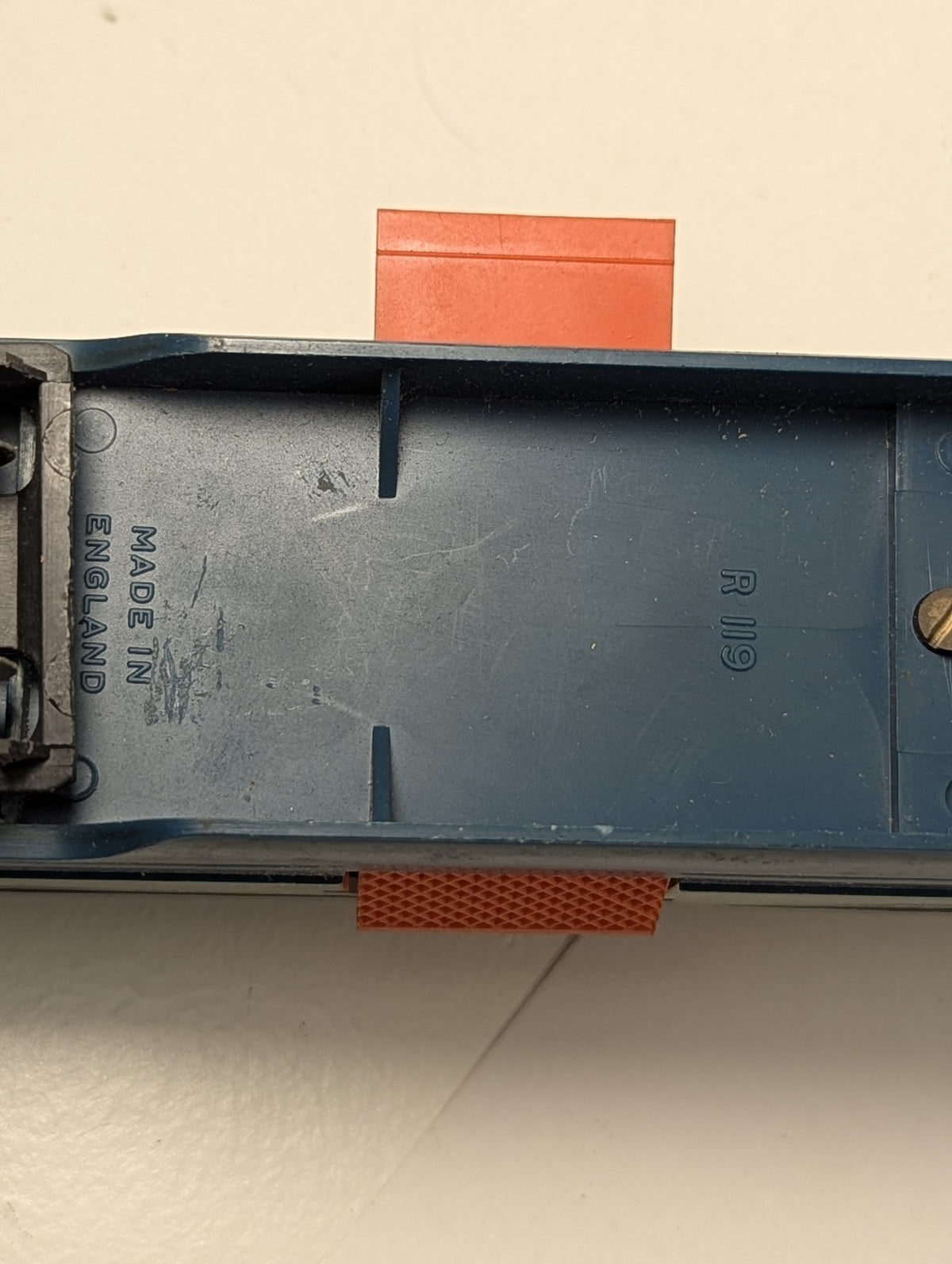 Tri-ang Hornby OO Gauge Operating Mail Coach Passenger Coach M30224