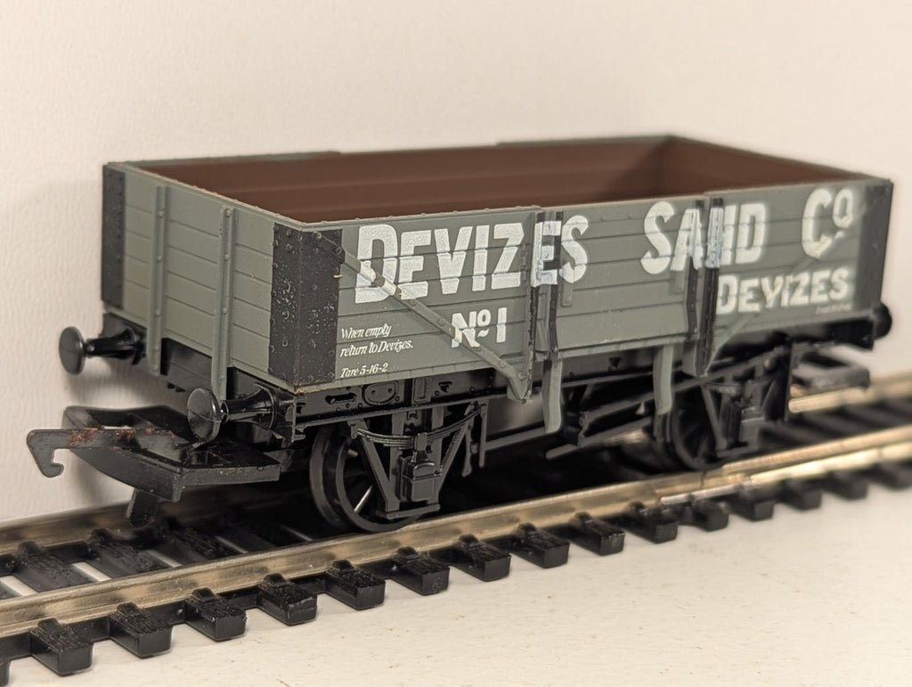 Airfix GMR 54374-5 “Devizes Sand Co” 5-Plank Wagon