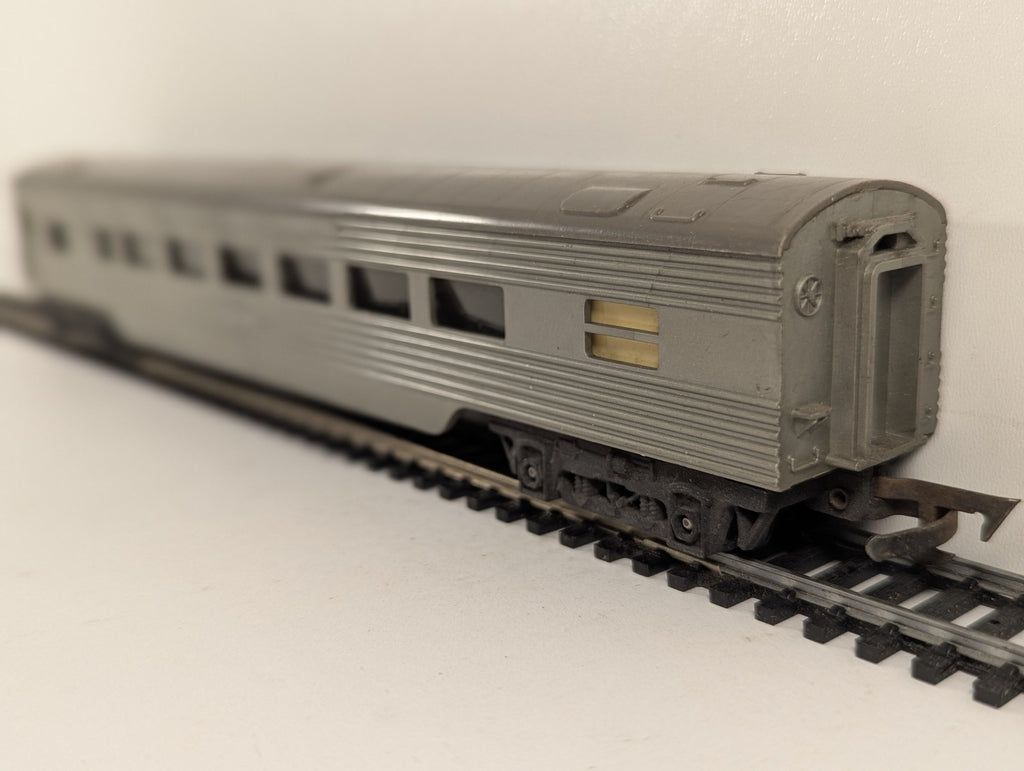 Tri-ang OO Gauge Transcontinental Passenger Coach Grey R.24