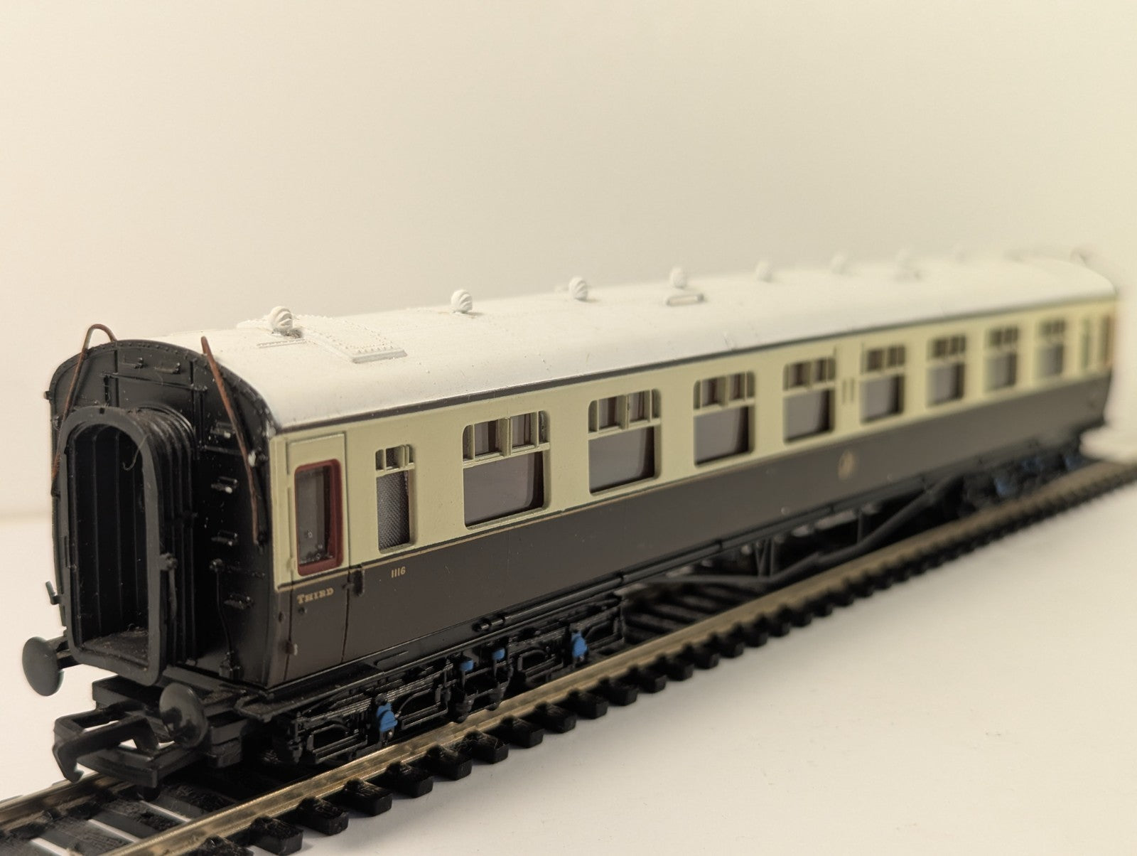 Mainline 937124 OO Gauge GWR Collett 3rd Corridor Coach