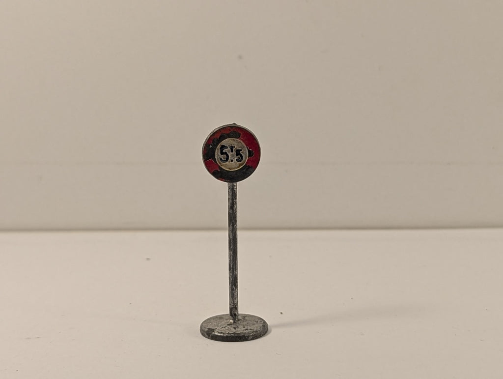 Dinky Toys French Weight Limit 5.5t Road Sign