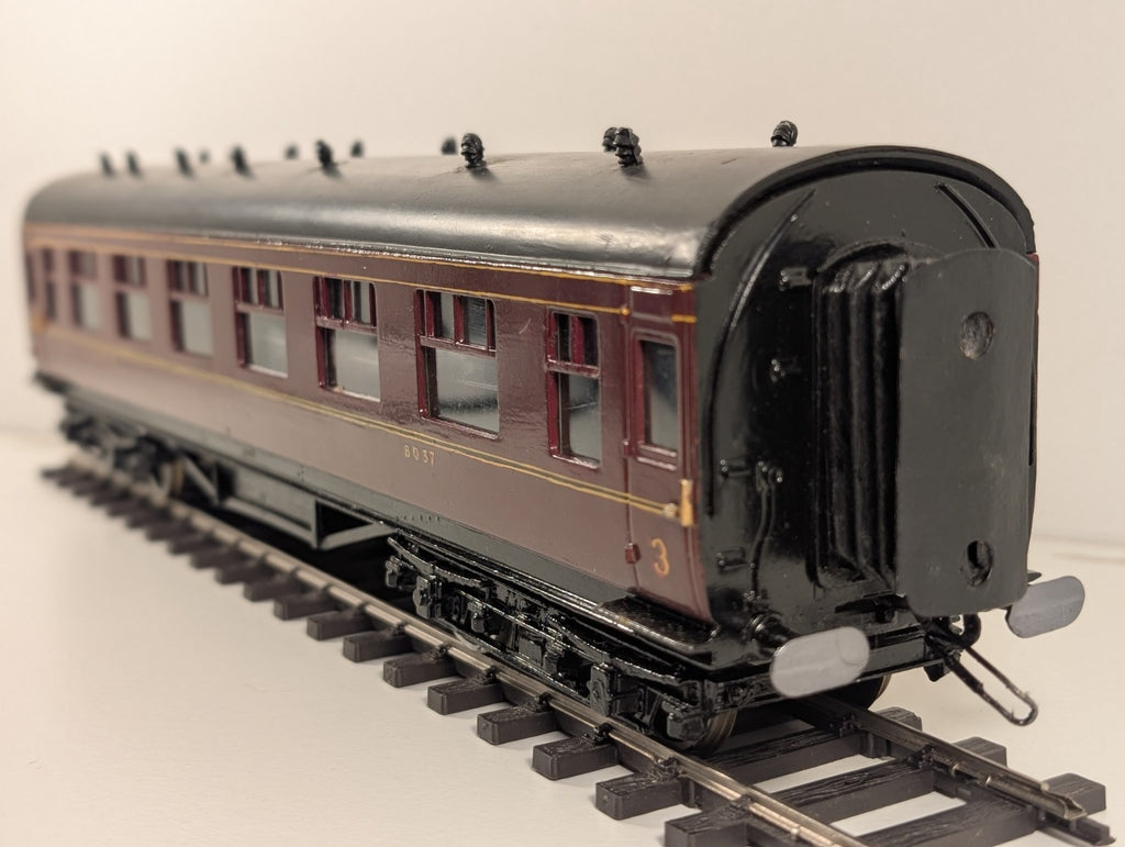 Leeds Company O Gauge Kitbuilt LMS Maroon 3rd Coach 8037