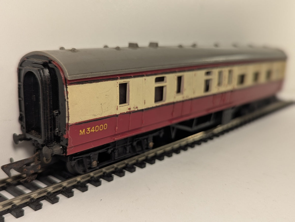 Tri-ang OO Gauge BR Mk1 Brake Second Coach Passenger Coach M34000