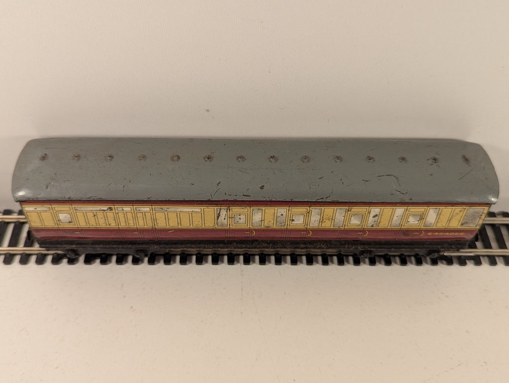 Hornby Dublo 32014 D11 Gresley Corridor Brake Third Coach OO Gauge