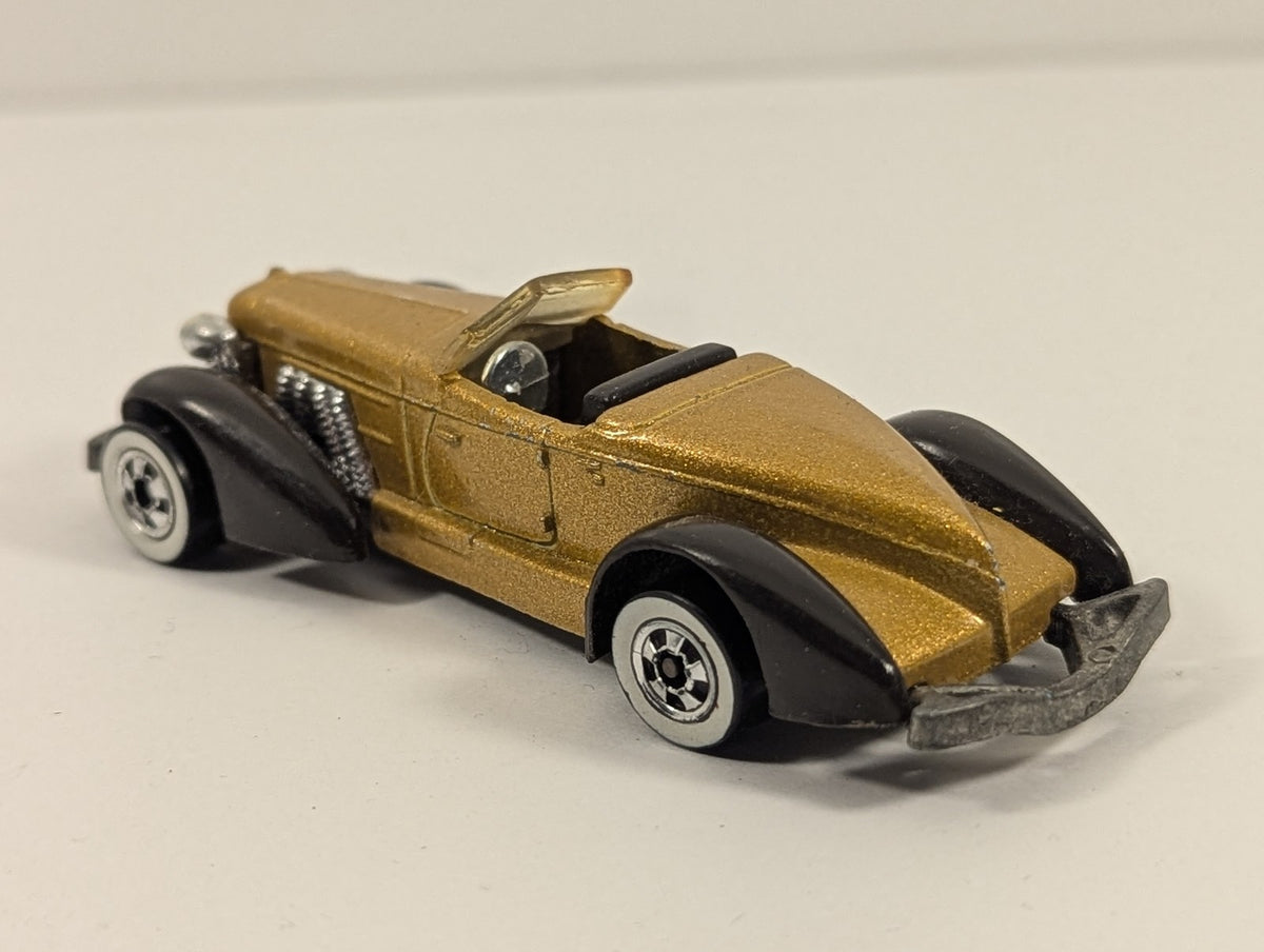 Hot Wheels 1:64 Auburn 852 Die-cast Model Car Gold with Black Fenders
