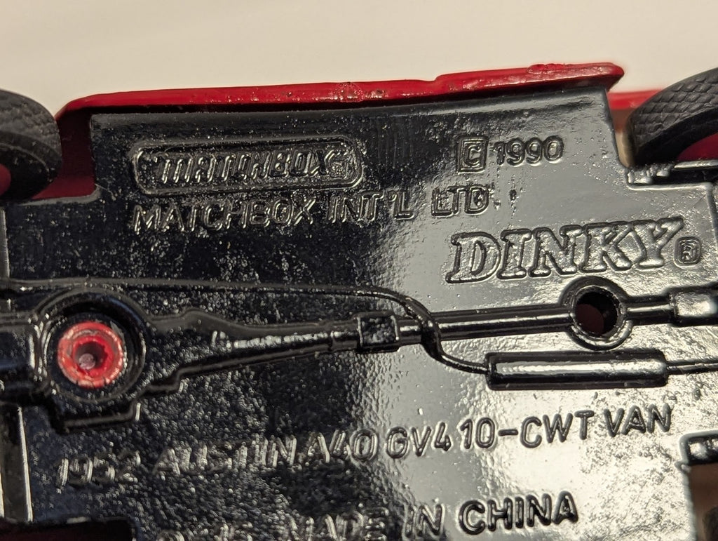 Matchbox Dinky 1952 Austin A40 GV4 10-CWT Van Die-cast Model Van JFW 390