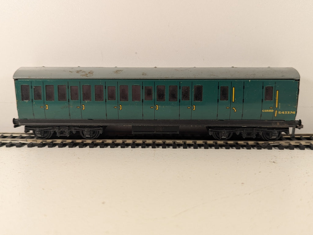 Hornby Dublo OO Gauge BR Southern Region Brake Second Corridor Coach