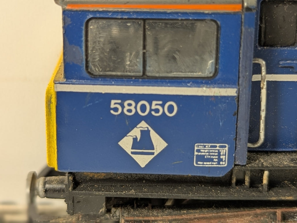 Hornby OO Gauge Class 58 Co-Co 'Toton Traction Depot' Diesel Loco