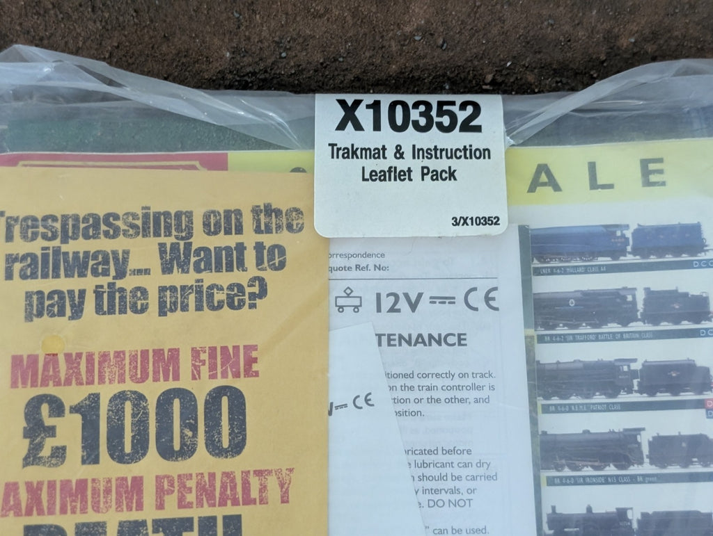 Trakmat X10352 & Instruction Leaflet Pack