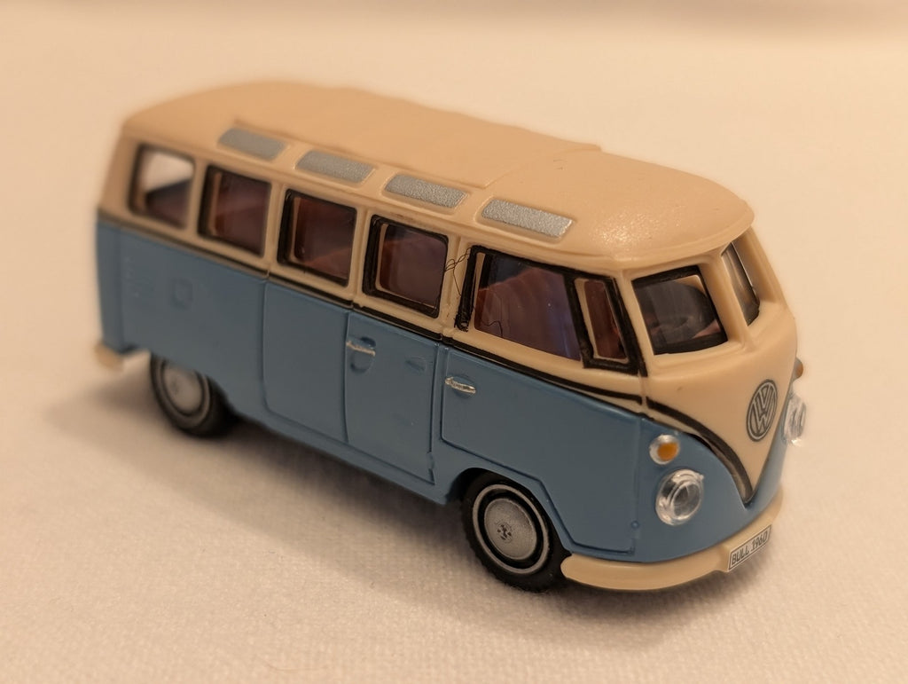 High Speed 1:87 Scale Volkswagen Type 2 T1 Combi Samba Bus Die-cast Van