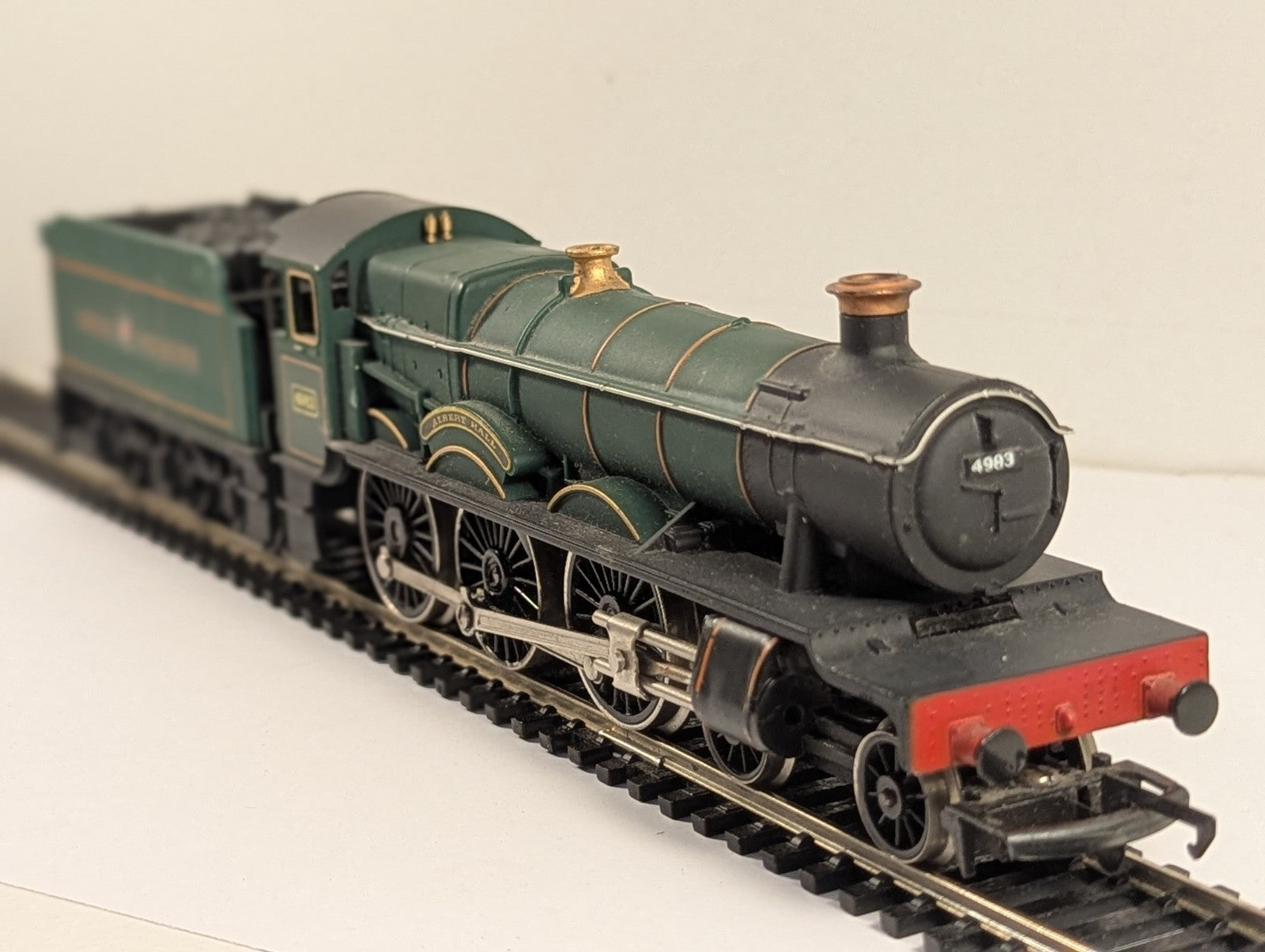 Hornby R759 GWR Hall Class 4-6-0 'Albert Hall' Steam Locomotive OO Gauge