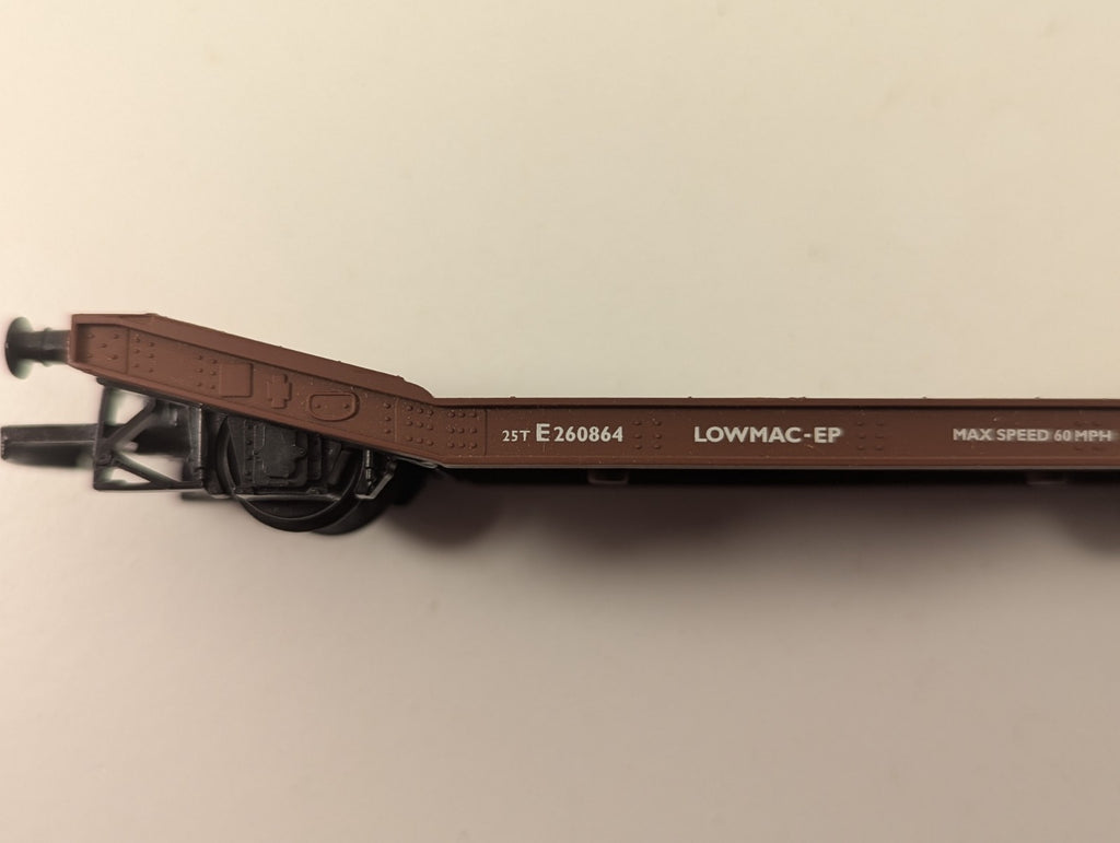 Hornby OO Gauge BR 25t Lowmac Machine Wagon (LOWMAC-EP) Goods Wagon