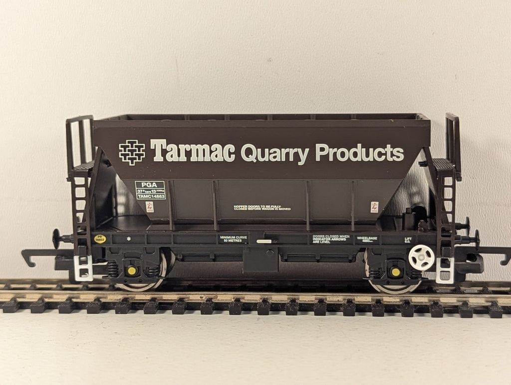 Hornby OO Gauge Procor Hopper 'Tarmac Quarry Products' Goods Wagon TAMC14863