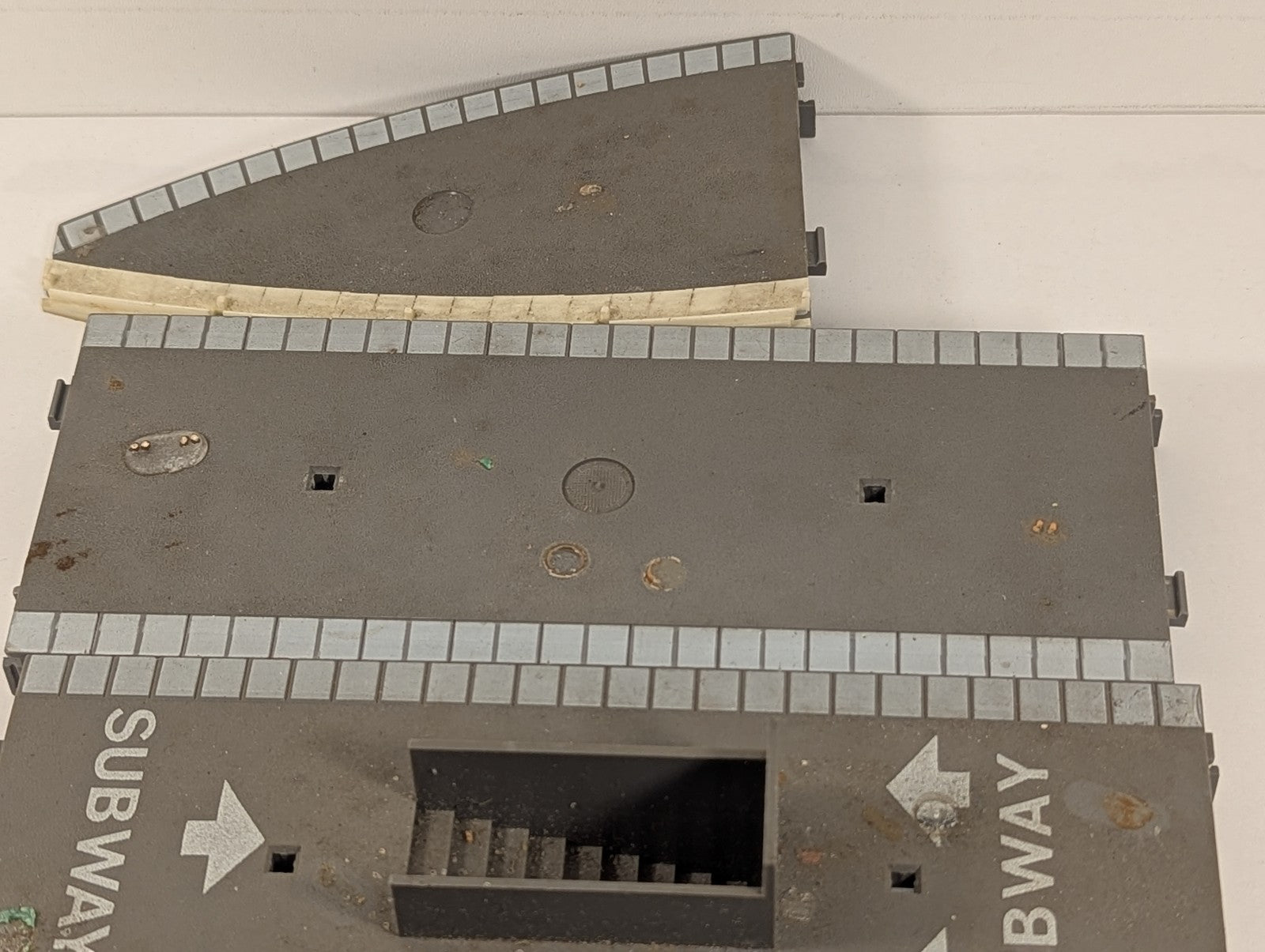 Tri-ang OO Gauge Station Platform Pieces Platform Sections R.460, R.462, R.464