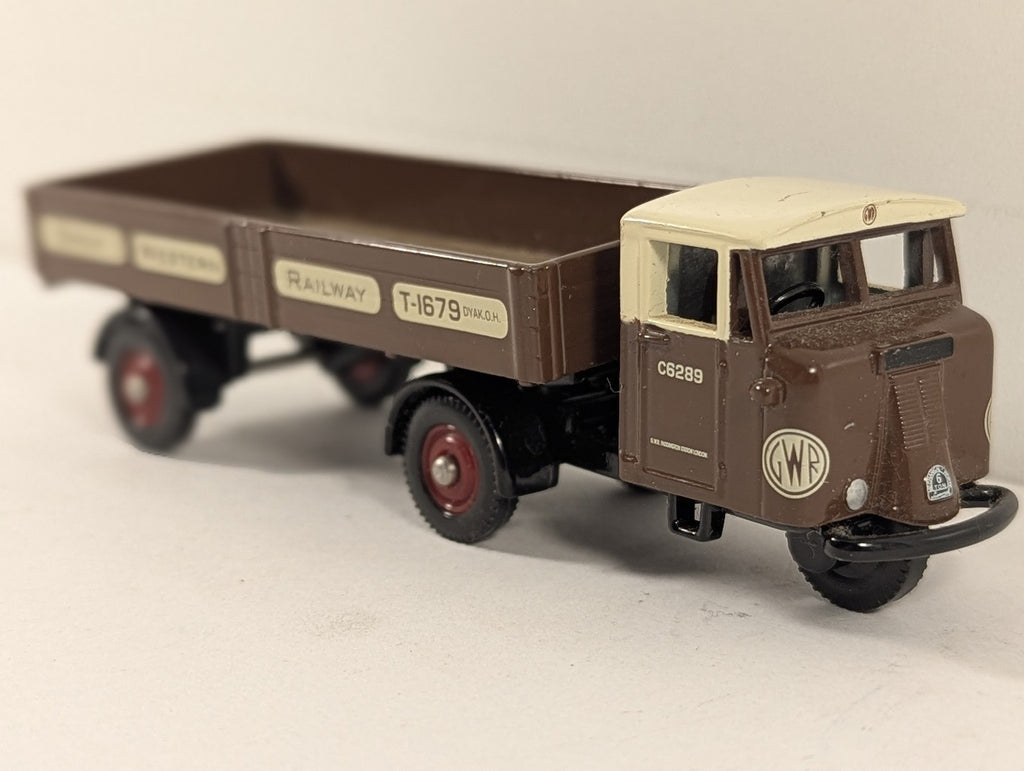 Lledo OO Gauge Scammell Mechanical Horse and Trailer Die-cast Model Vehicle