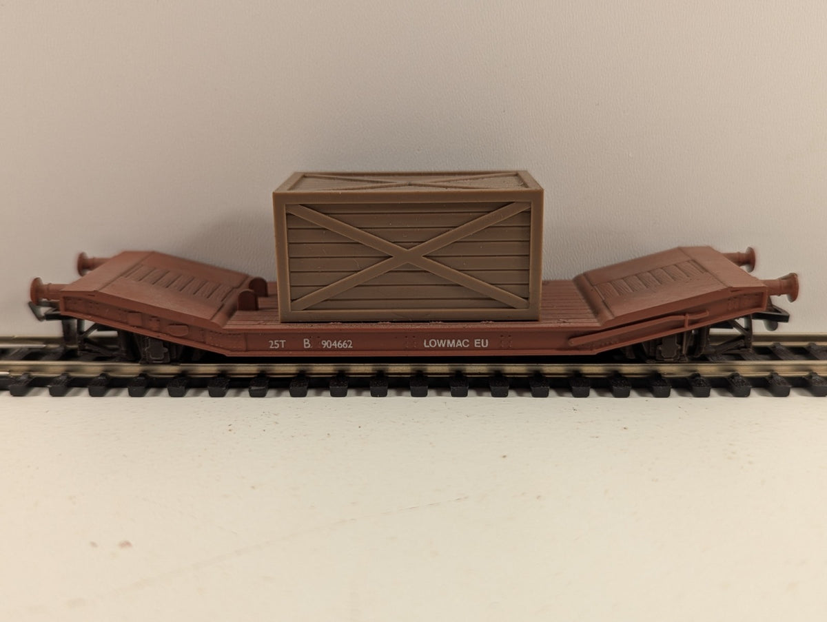 Airfix OO Gauge 54330 25 Ton Lowmac Machine Wagon with Load