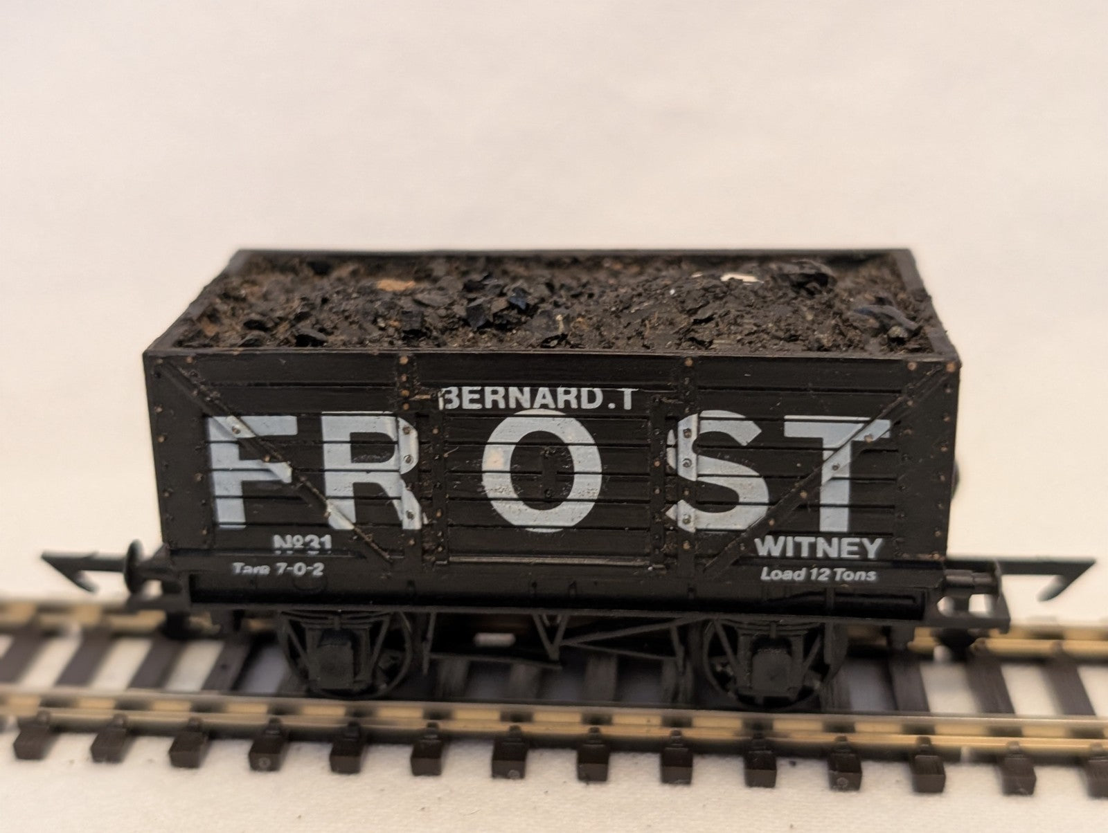 Graham Farish OO Gauge 7 Plank Open Wagon Bernard T. Frost Goods Wagon