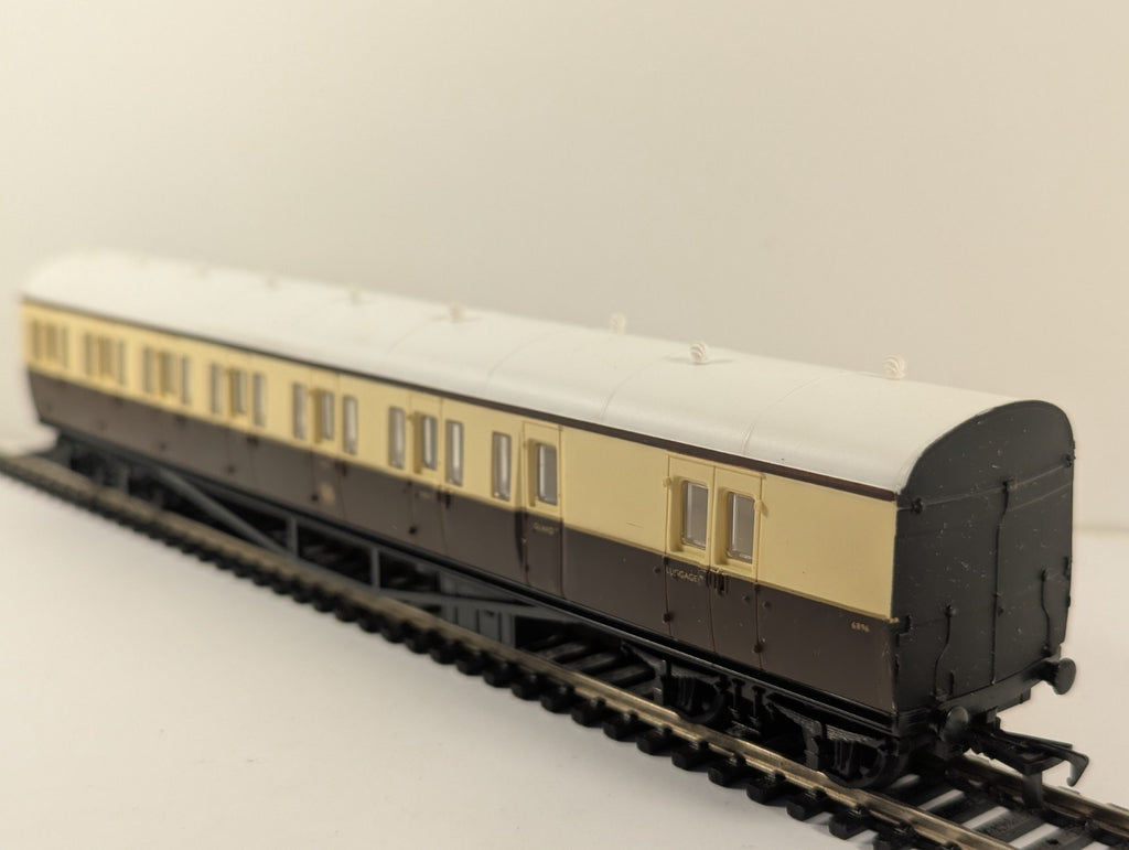 Airfix OO Gauge GWR Suburban B Set Coach Boxed