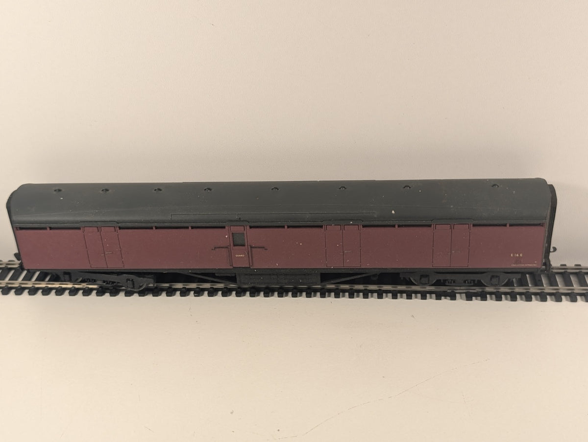 Bachmann 34-653 63ft Thompson BG Full Brake in Crimson