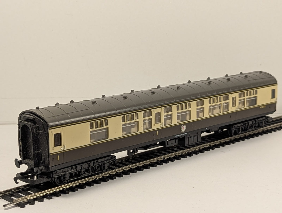 Hornby OO Gauge Collett Corridor Composite Coach Passenger Coach W15533